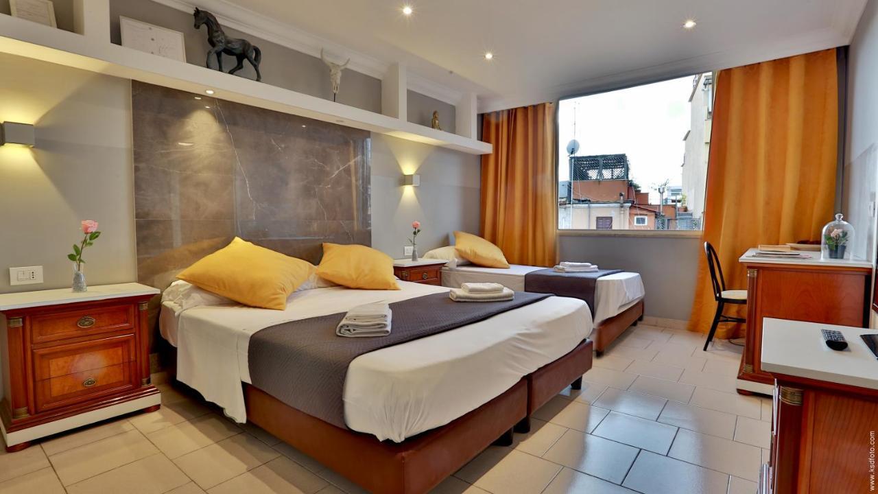 Pullman Life Hotel 2*